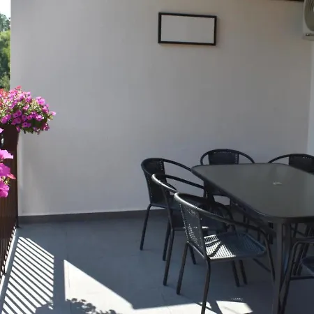Apartamenty I Domki Letniskowe Galapagos Okuninka Exterior foto