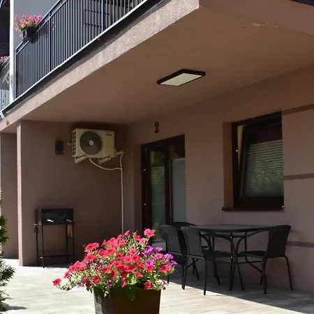 Apartamenty I Domki Letniskowe Galapagos Okuninka Exterior foto